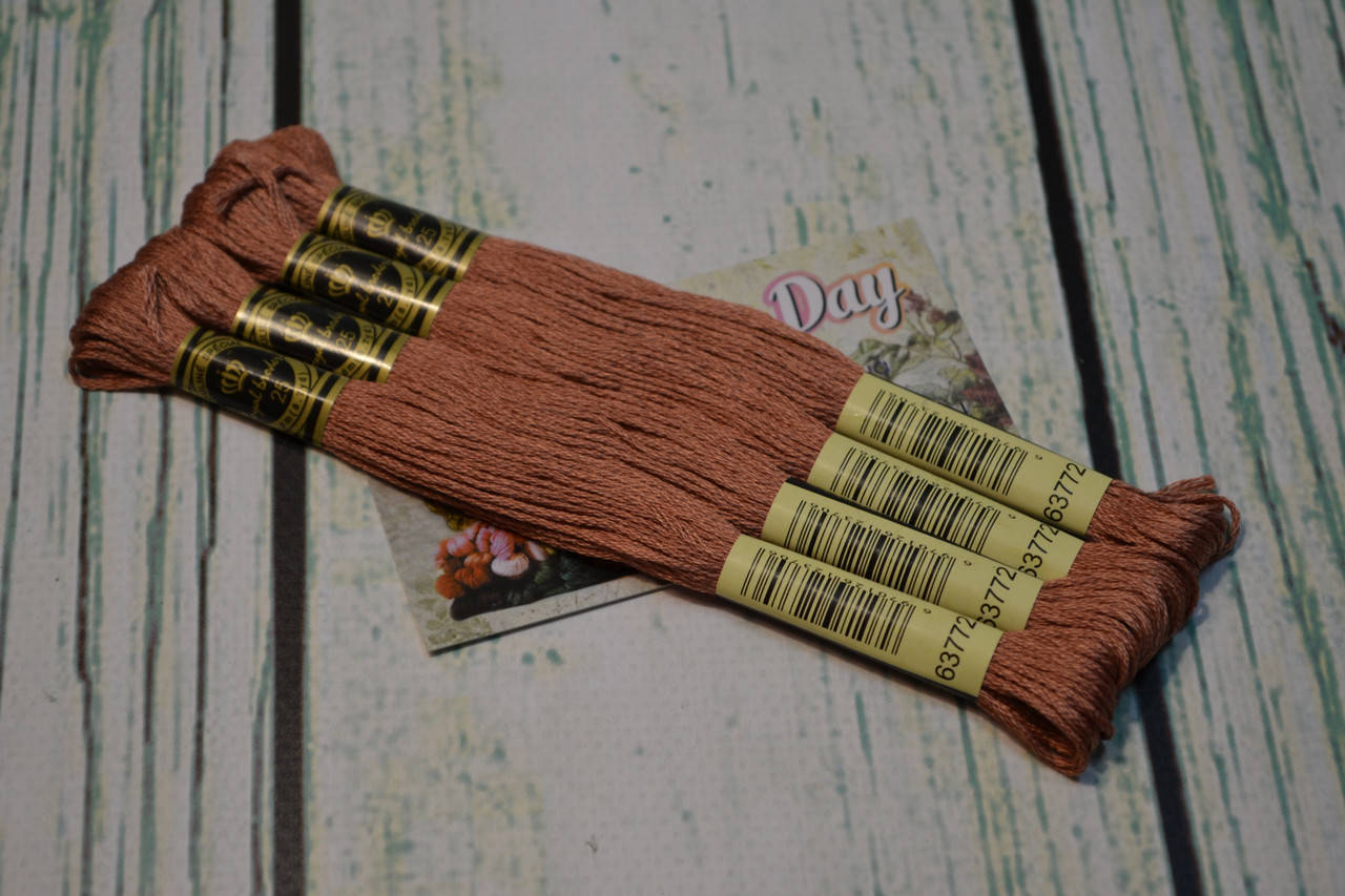 

Мулине Royal Broderie, цвет №3772