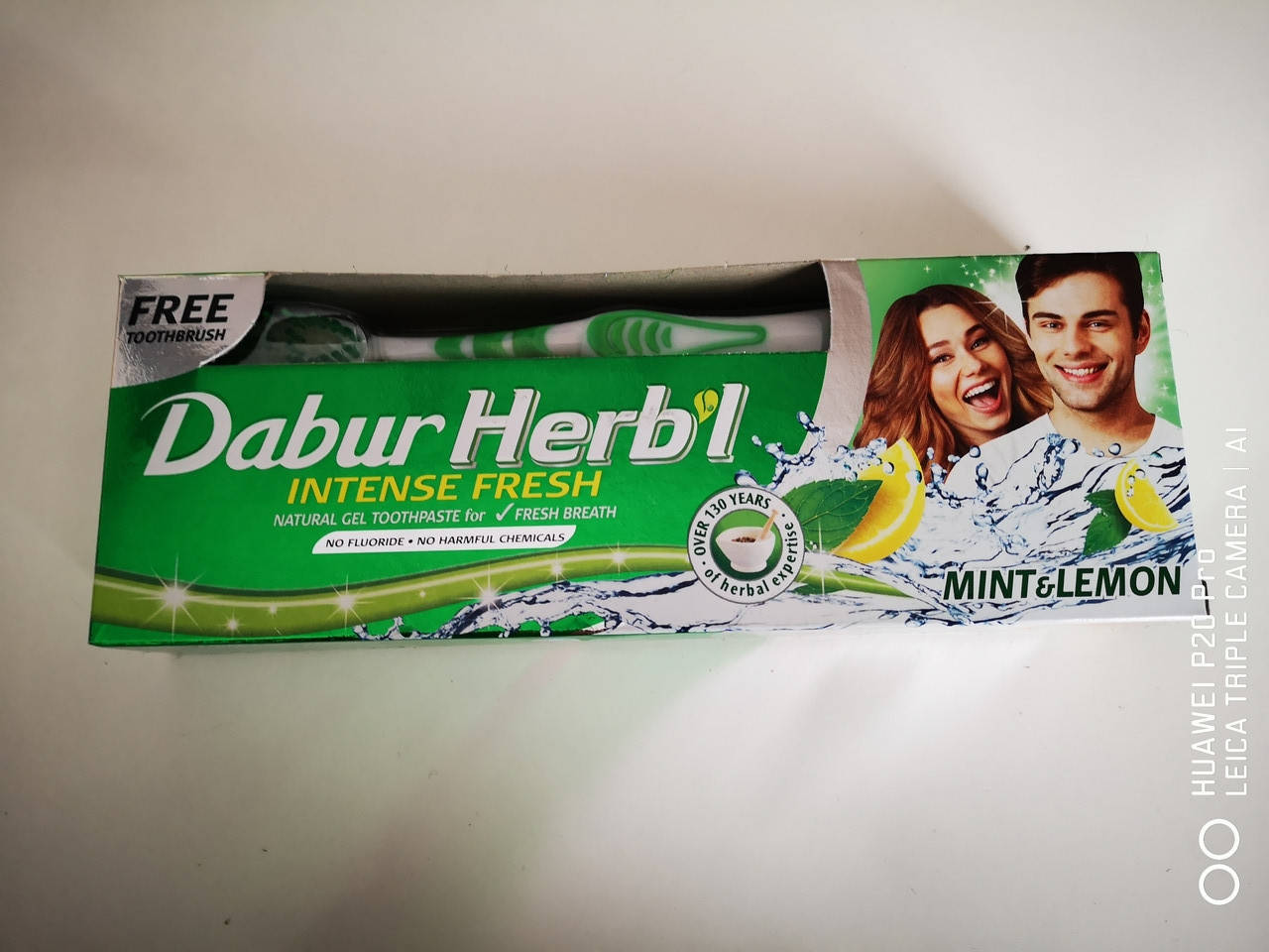 

Гель для зубов С лимоном и мятой HERB`L + зубная щетка