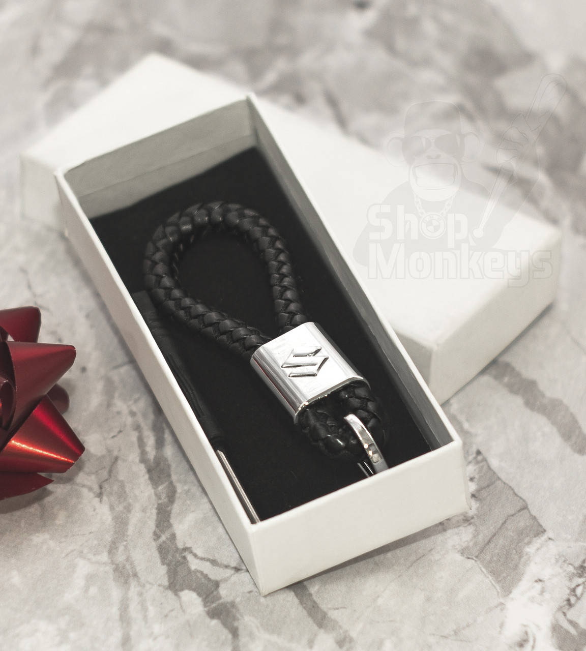 

Брелок «SUZUKI»