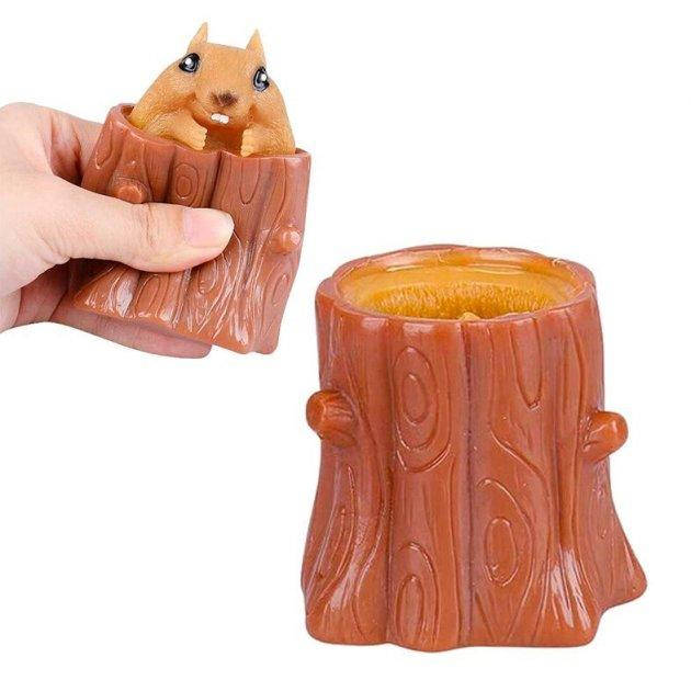 

Игрушка антистресс Фуфлик белочка - выпрыгивающая белка Коричневая