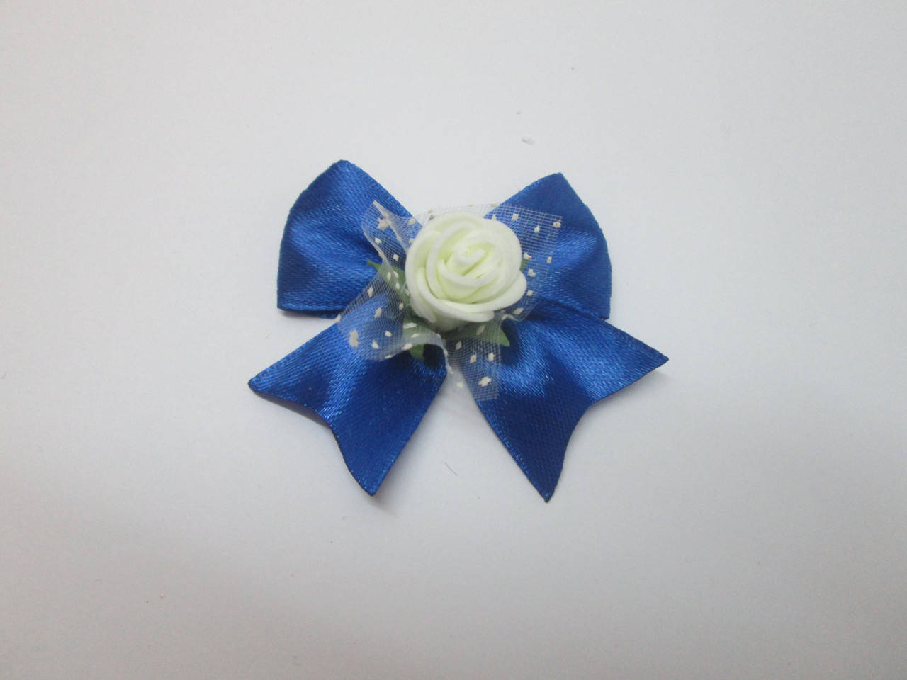 

Бутоньєрка для гостей, синій. Браслет бутоньерка Бутоньерка синего цвета на пиджак синий. Бутоньерка синий.