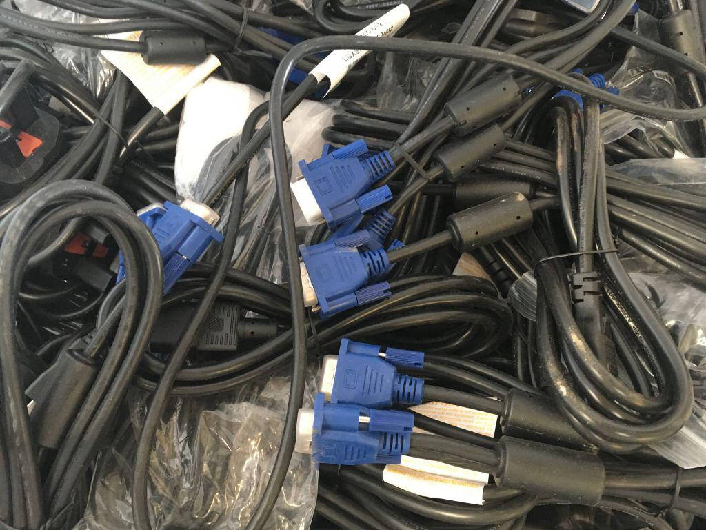 

Кабель vga 1.8м шнур для монітора б.у. Оригінал!