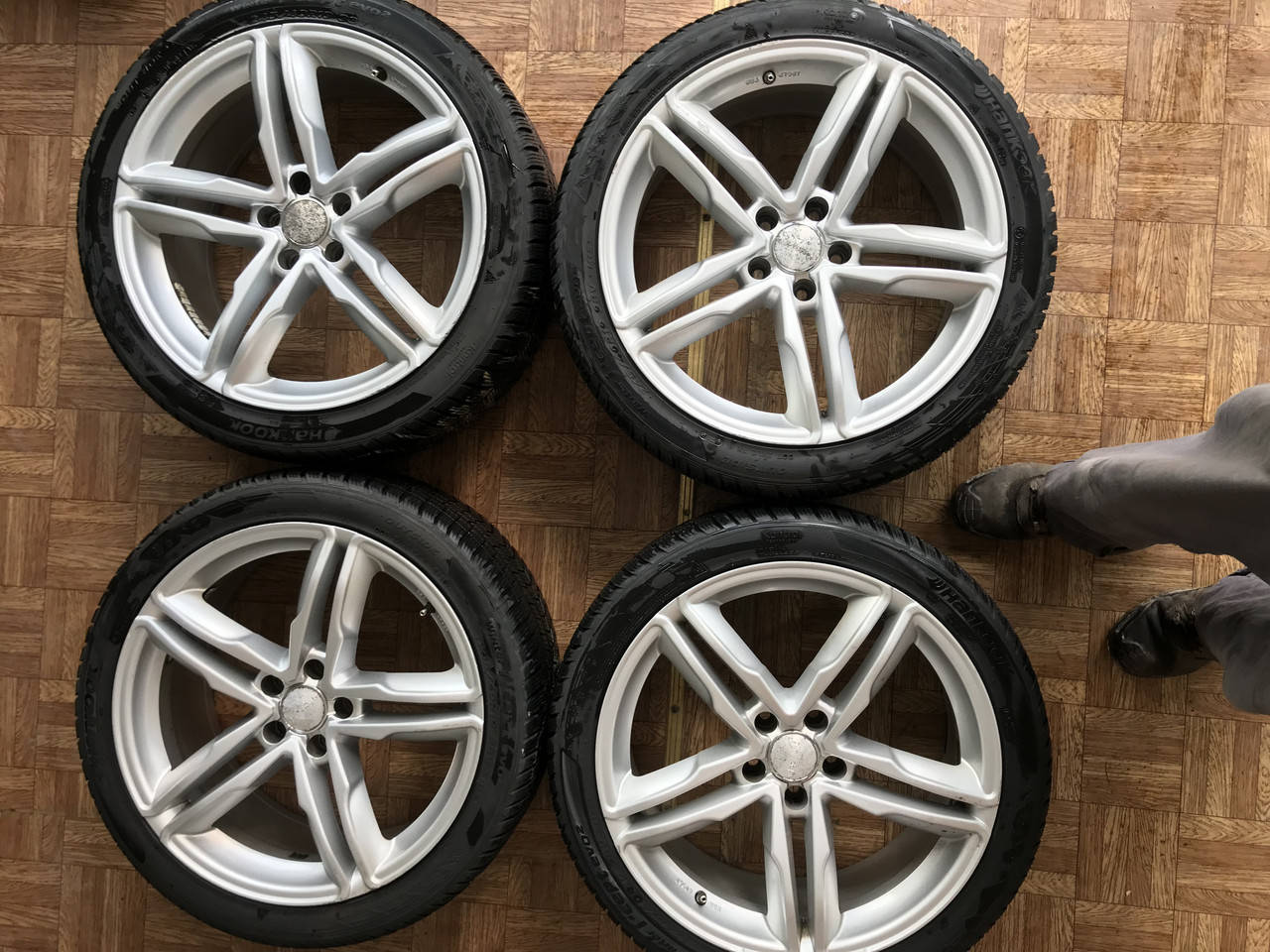 

Диски R 19, 5*112, ET 35, 8,5j, dia 66,6. EMR Germany