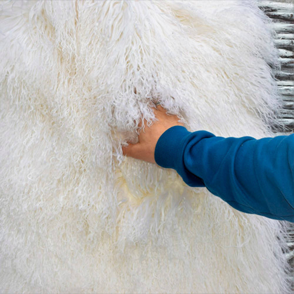 

Волосы для куклы- волосы на шкуре длина 12-15 см. Ед. измерения 10*10 см. ШКУРА ЛАМЫ