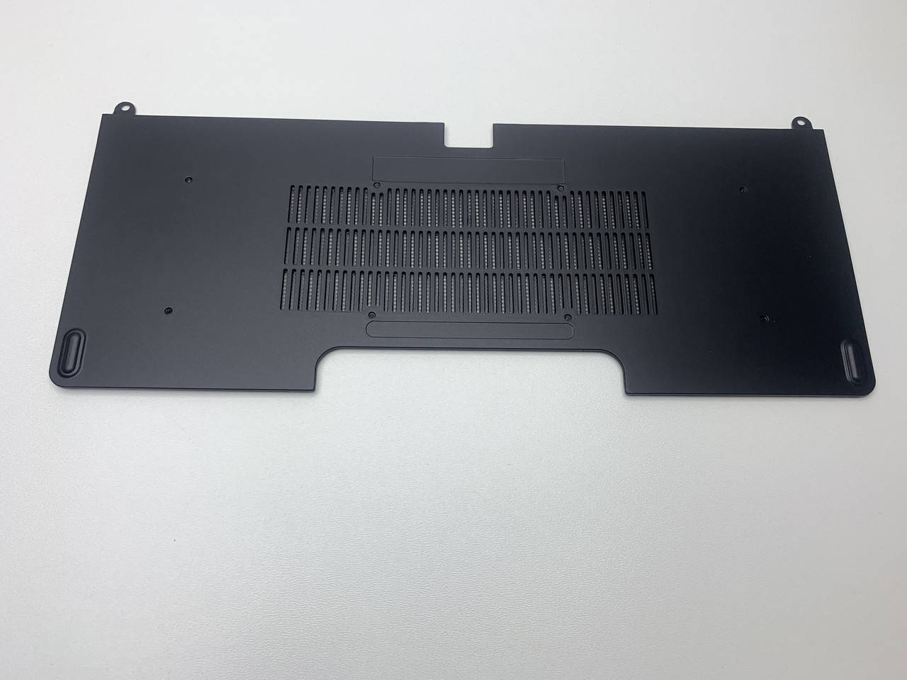 

Dell Latitude E7240 Крышка E (Сервисный люк) нов