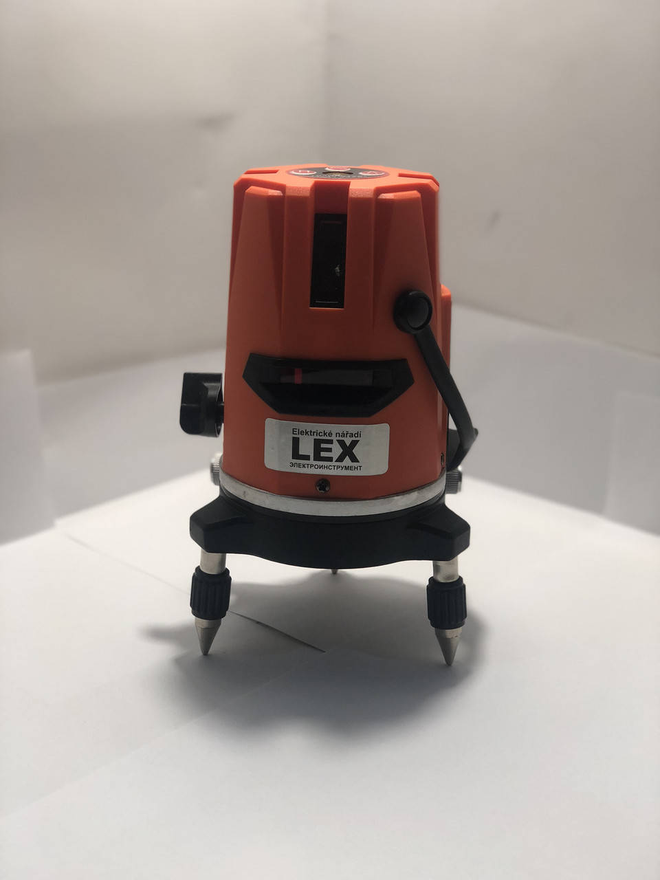 

Лазерный уровень, нивелир LEX LXNL01 + штатив 1,5м Луч 20м