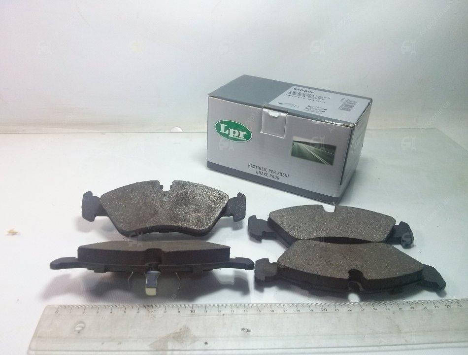 

Тормозные колодки LPR 05P304 на Opel Astra / Опель Астра