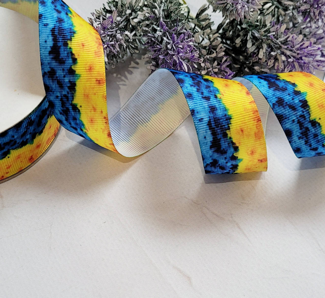 

Стрічка репс 2,5см Хризантеми жовто-блакитні