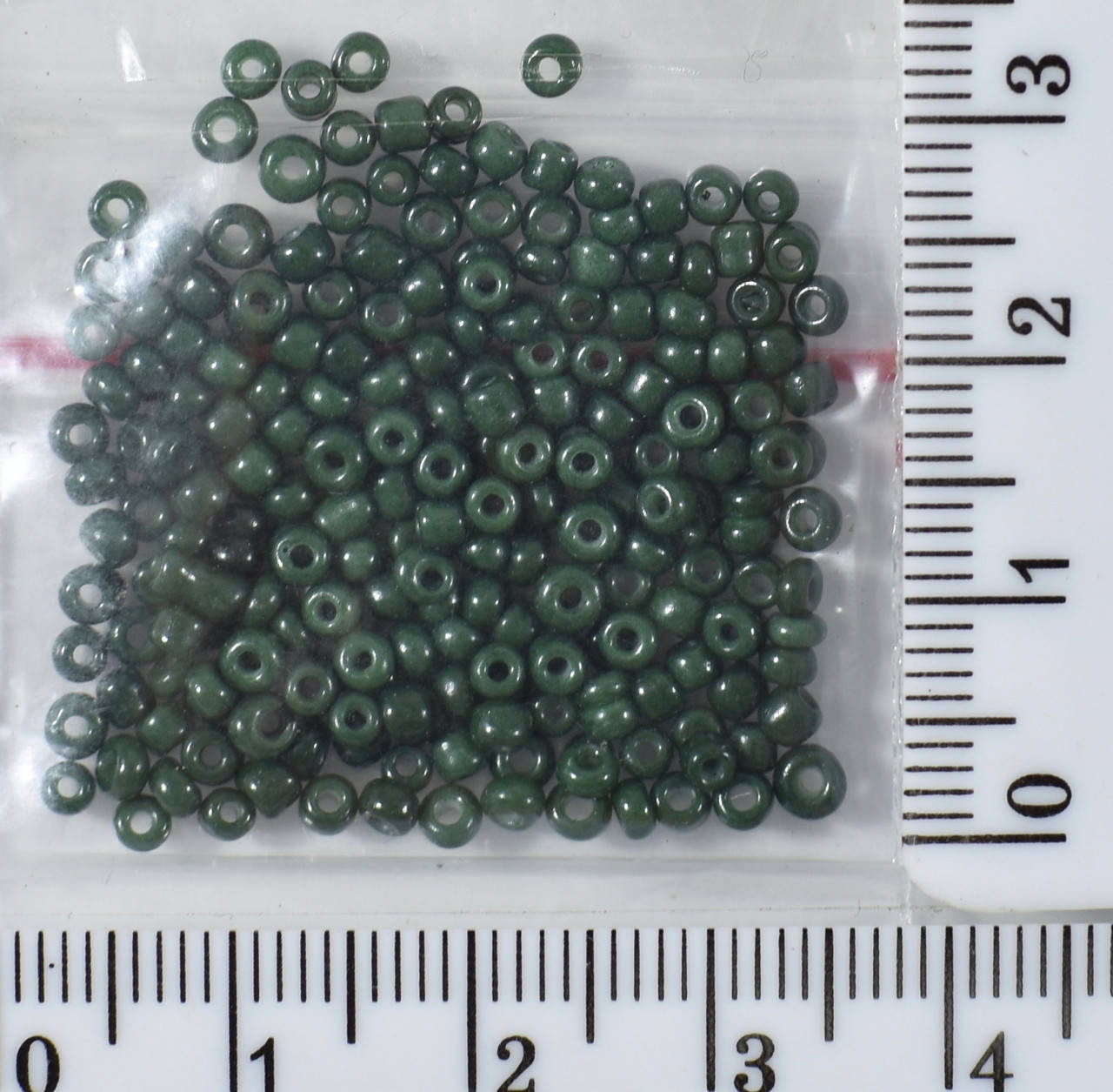 

Бисер №12 однотонный 450гр т.зел уп=1шт
