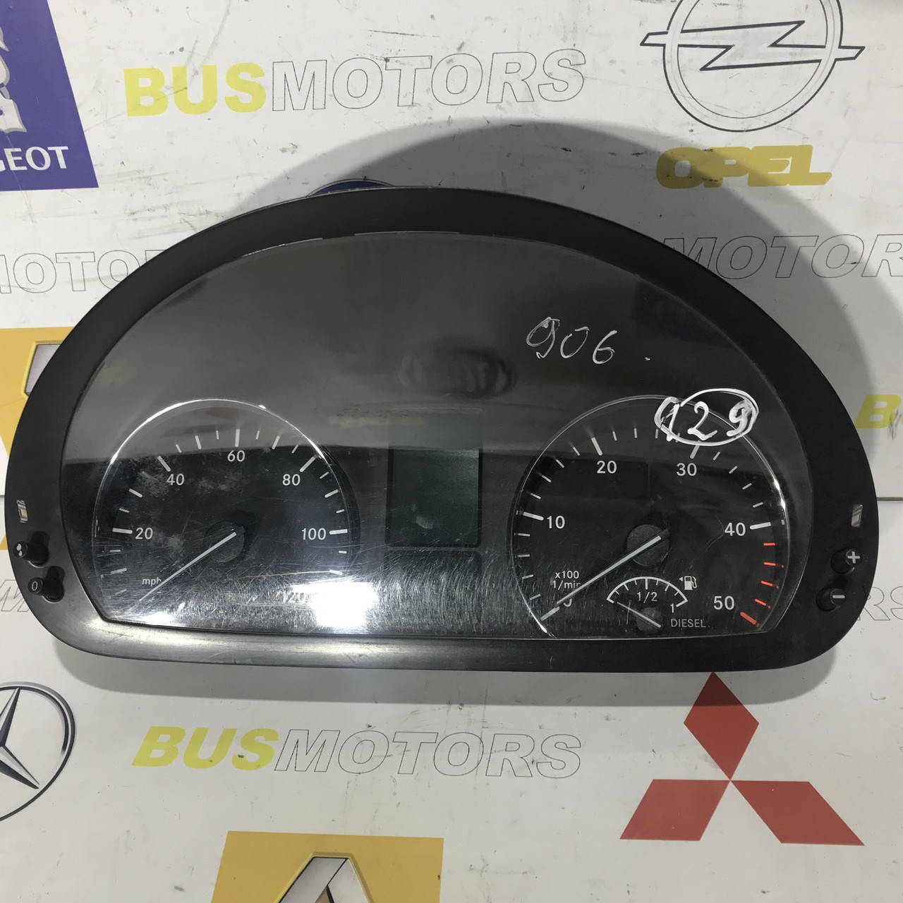 

Панель приборов (спидометр, щиток) Volkswagen Crafter 906 2006-2018 A9069005800