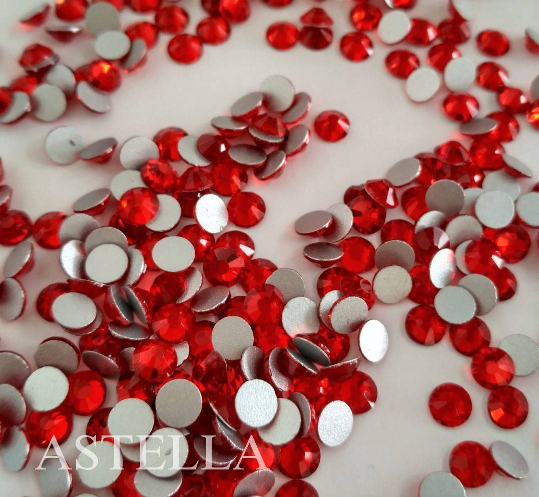 

Камни клеевые SS 20 LIGHT SIAM