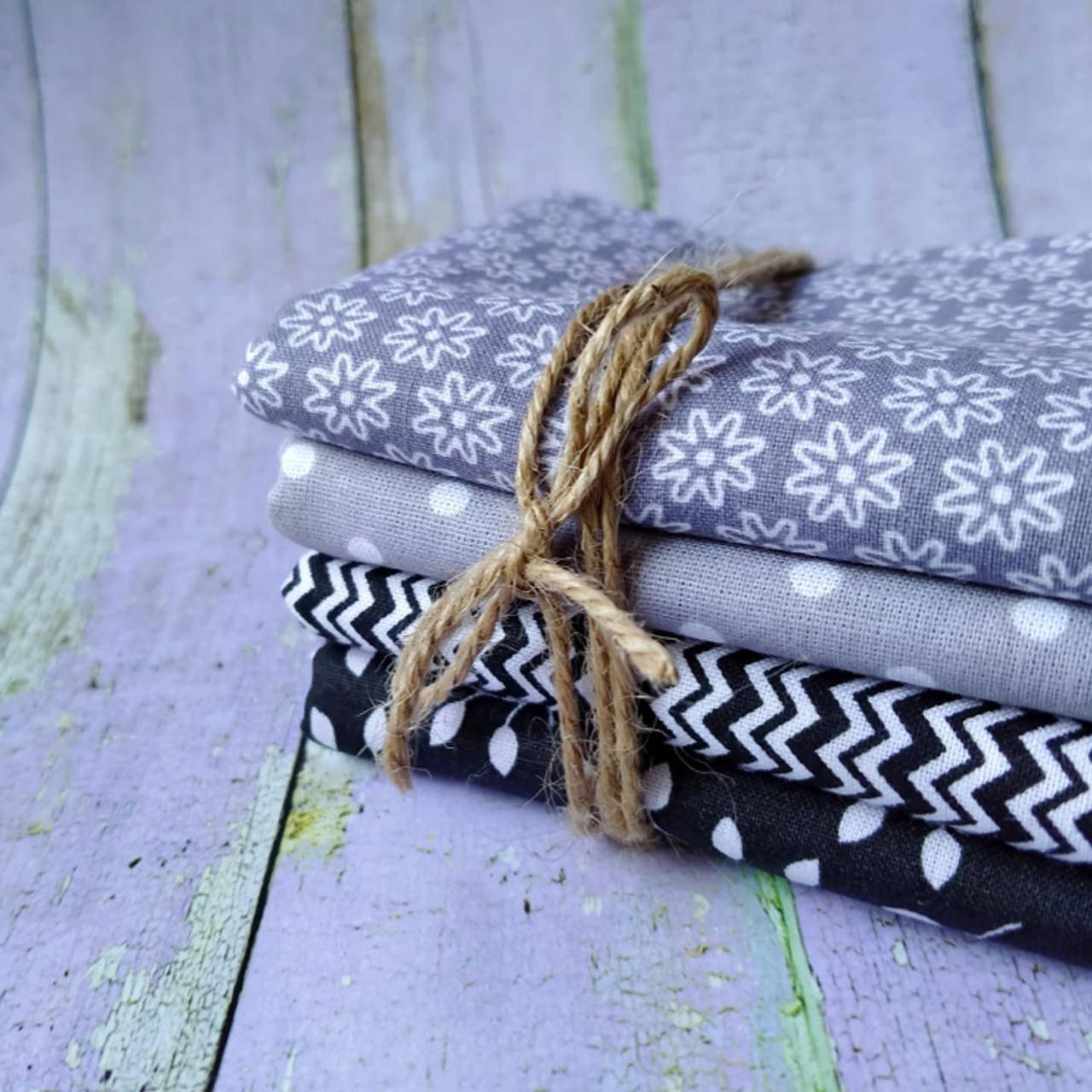 

Набор ткани для рукоделия из 4шт.