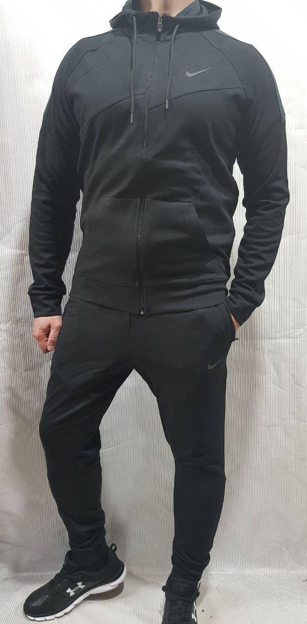 

Мужской спортивный костюм Nike с капюшоном черный трикотажный демисезонный весна осень