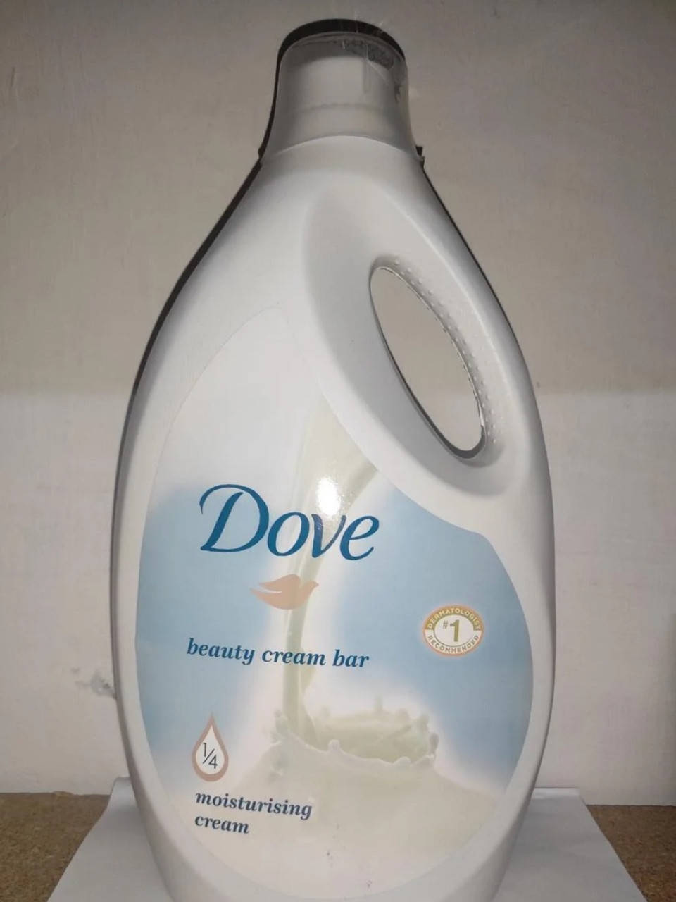 

Отправка жидкости только новой почтой! Жидкое мыло Dove Beauty Cream Bar 5, 775 л .