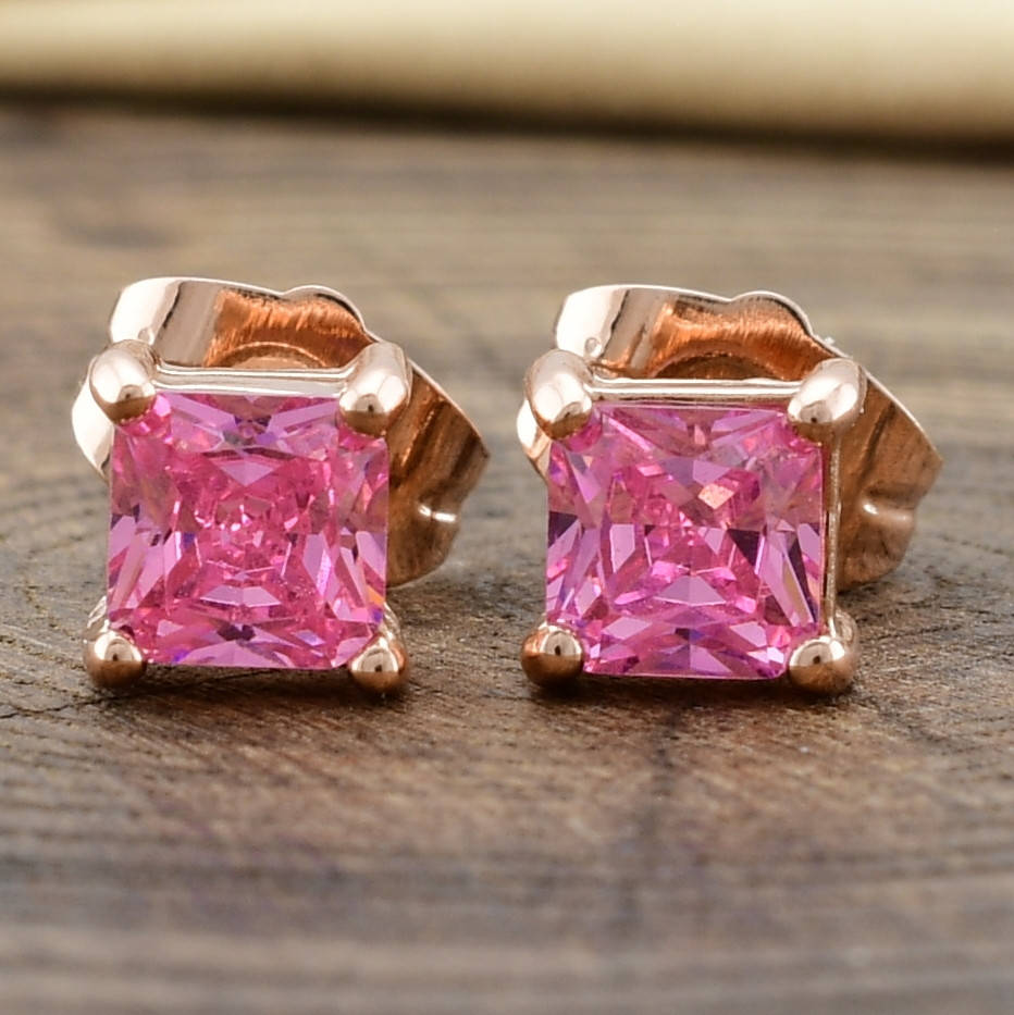 

Серьги гвоздики Xuping 35176 размер 5х5 мм розовые фианиты вес 1.4 г позолота РО