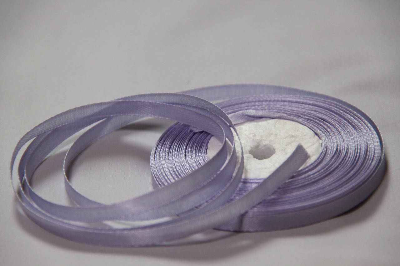 

Лента атласная 0.7см. 23м. № 44