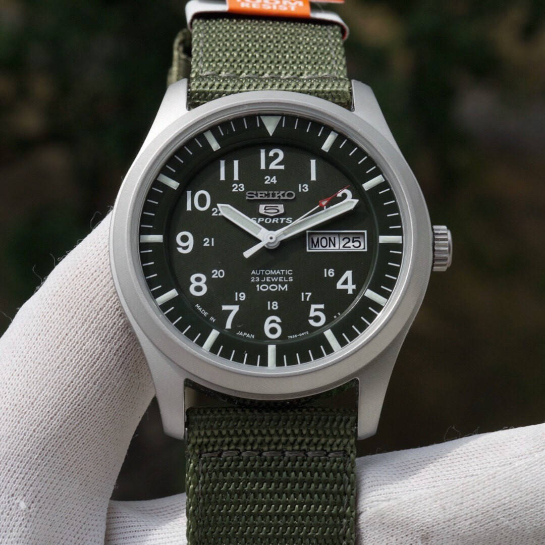 

Часы Seiko 5 SNZG09J1 Military Automatic Green MADE IN JAPAN