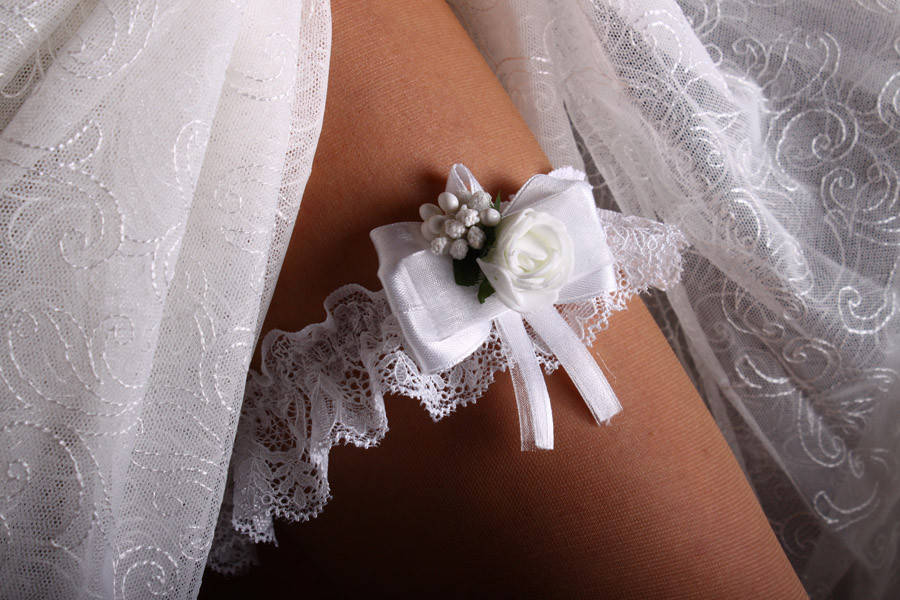 

Подвязка Flowers