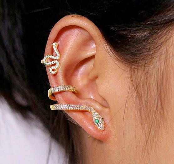 

Каффы "Изящная зеленоглазая змейка". Цвет золото