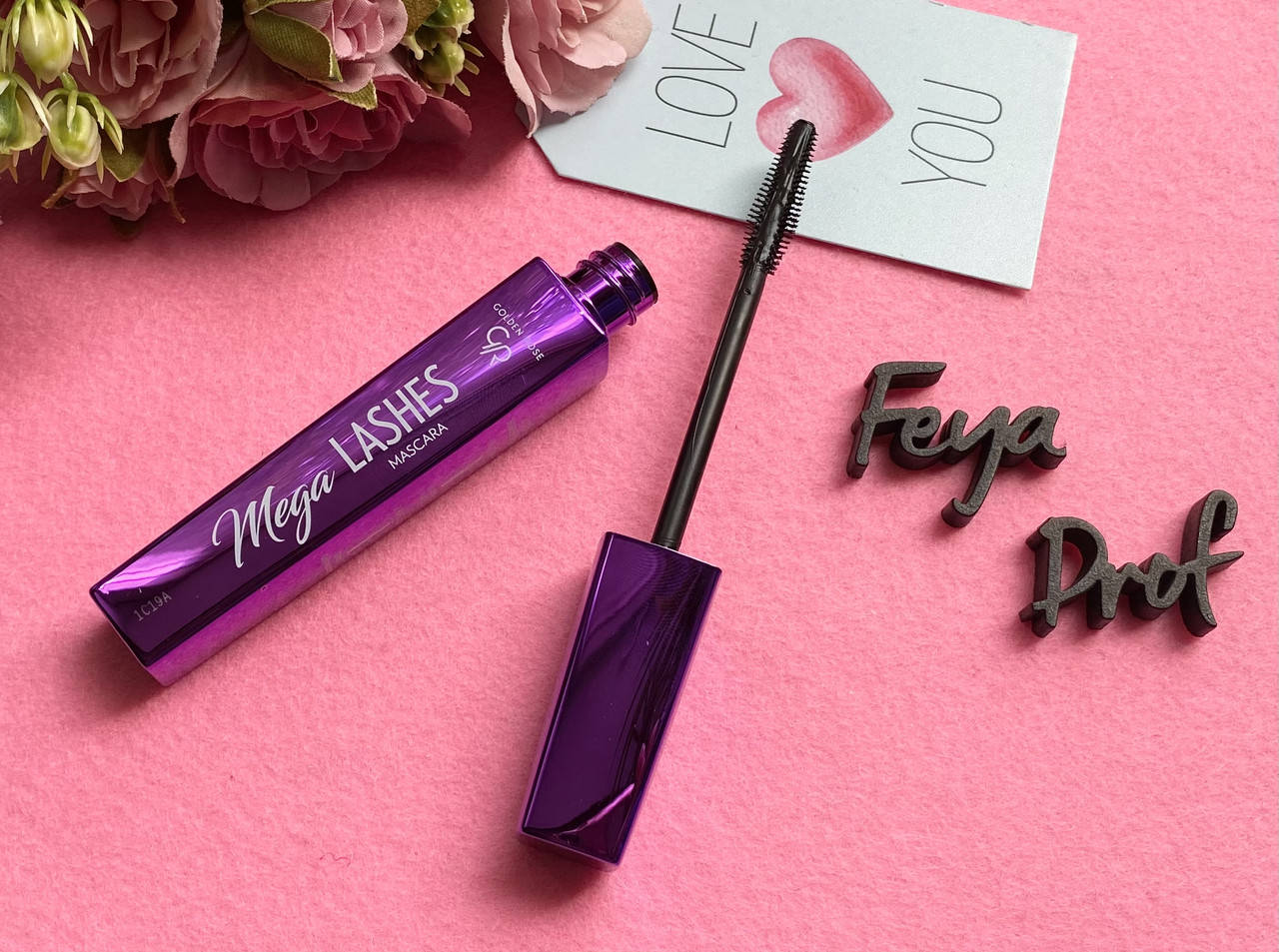 

Тушь для ресниц Mega Lashes Golden Rose, Черный
