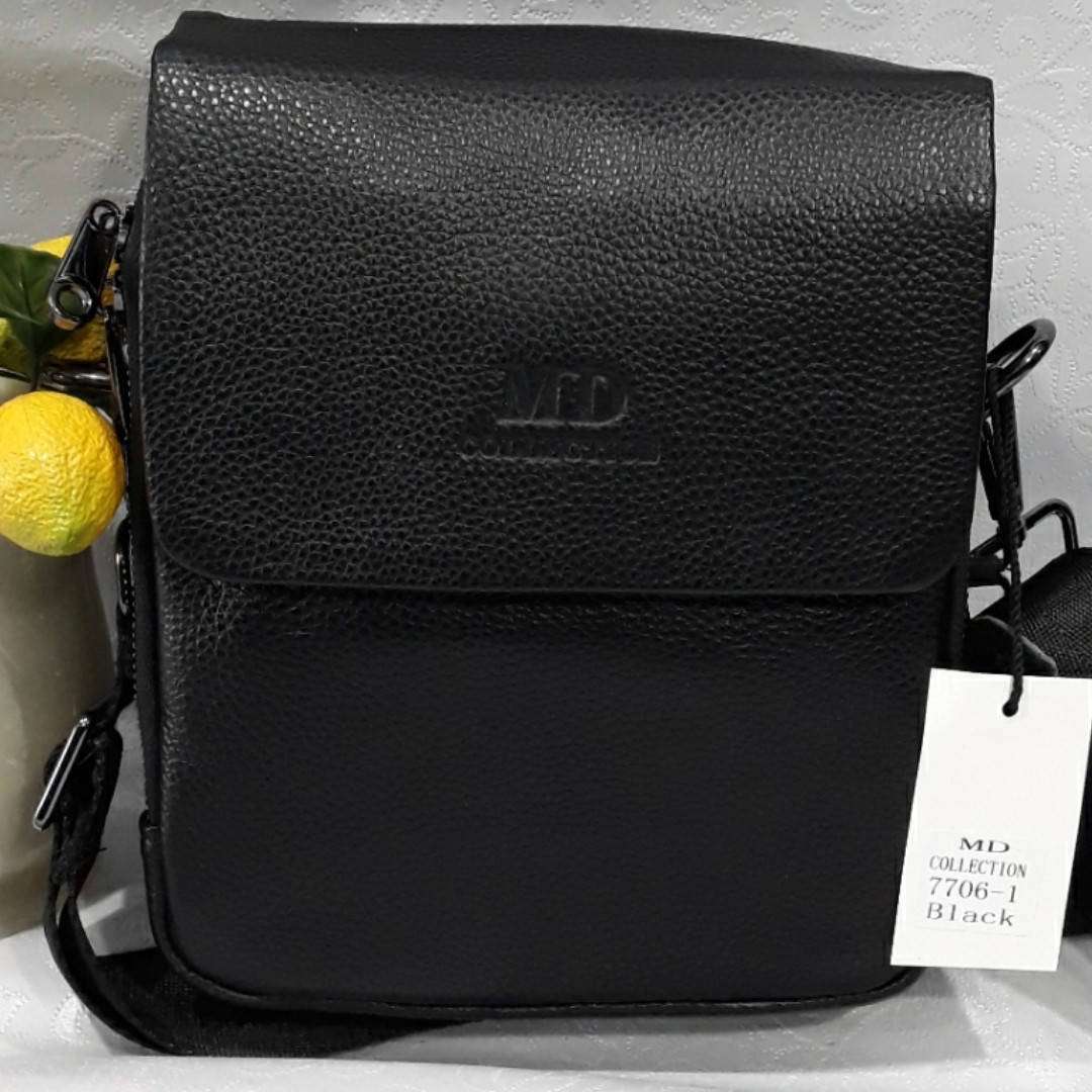 

Мужская сумка на плечо натуральная кожа три размера черная, Черный