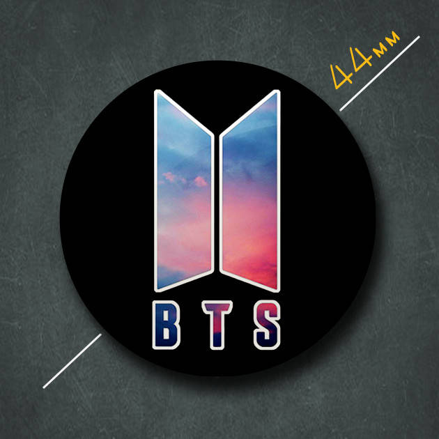 

"БТС / BTS" значок круглый на булавке Ø44 мм
