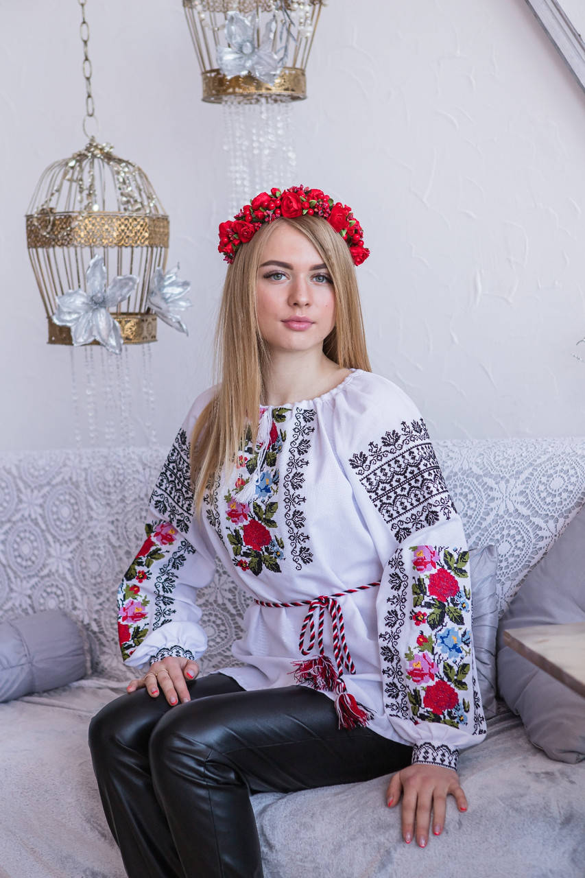 

Вишиванка жіноча Класика домоткане полотно