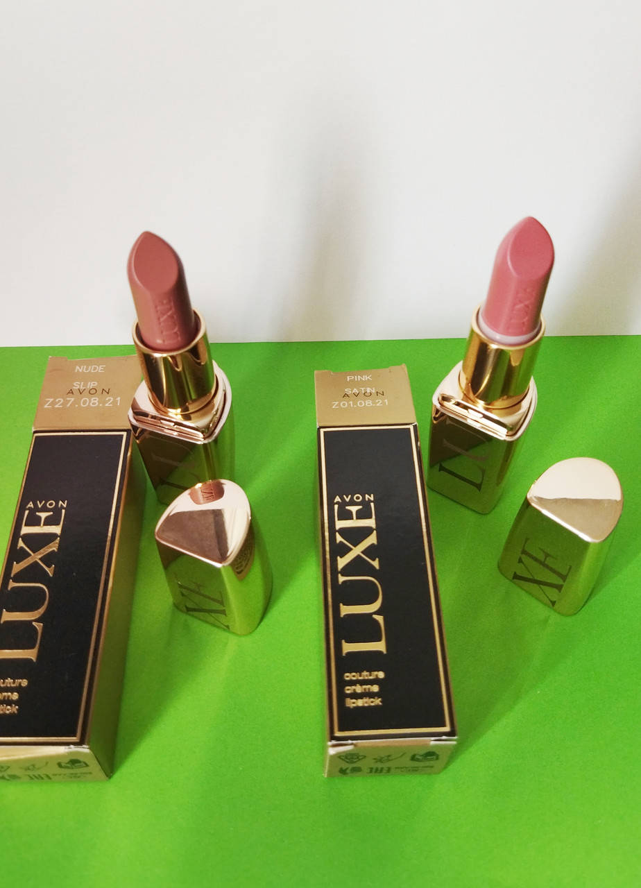 

Губна помада AVON LUXE