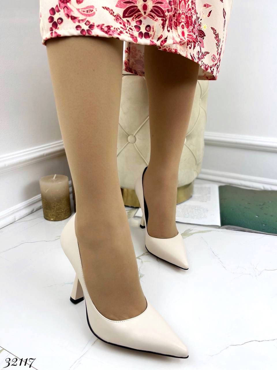 

Туфли лодочки женские с узким носком каблук рюмочка экокожа Бежевые 37, Бежевый