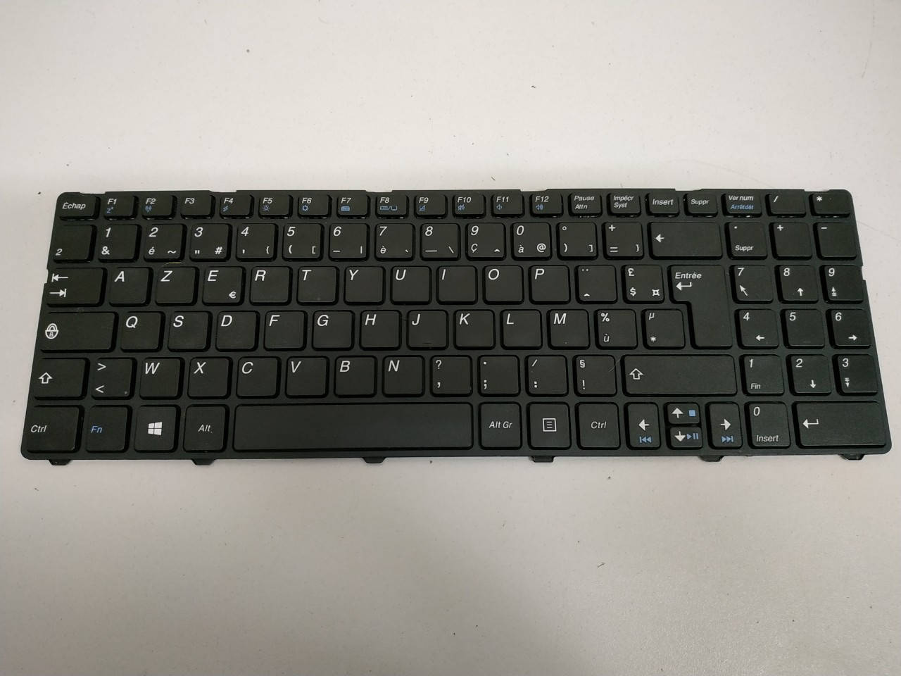 

Клавиатура для ноутбука Medion akoya E6222 v128862ek2