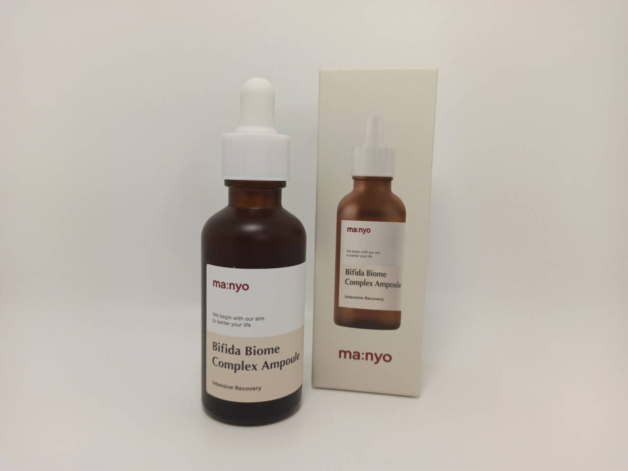 

Омолаживающая сыворотка с лизатом бифидобактерий Manyo Bifida Biome Complex Ampoule