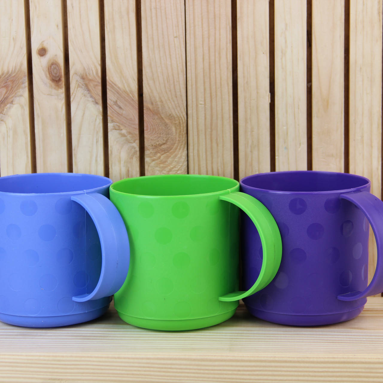 

Чашка пластиковая Горошек 350 мл