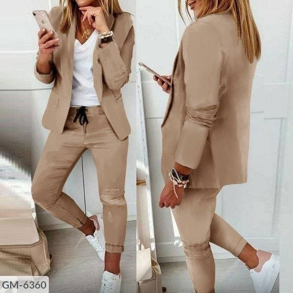 

Костюм женский брючный деловой молодежный в клетку с пиджаком весна-осень на каждый день арт 456