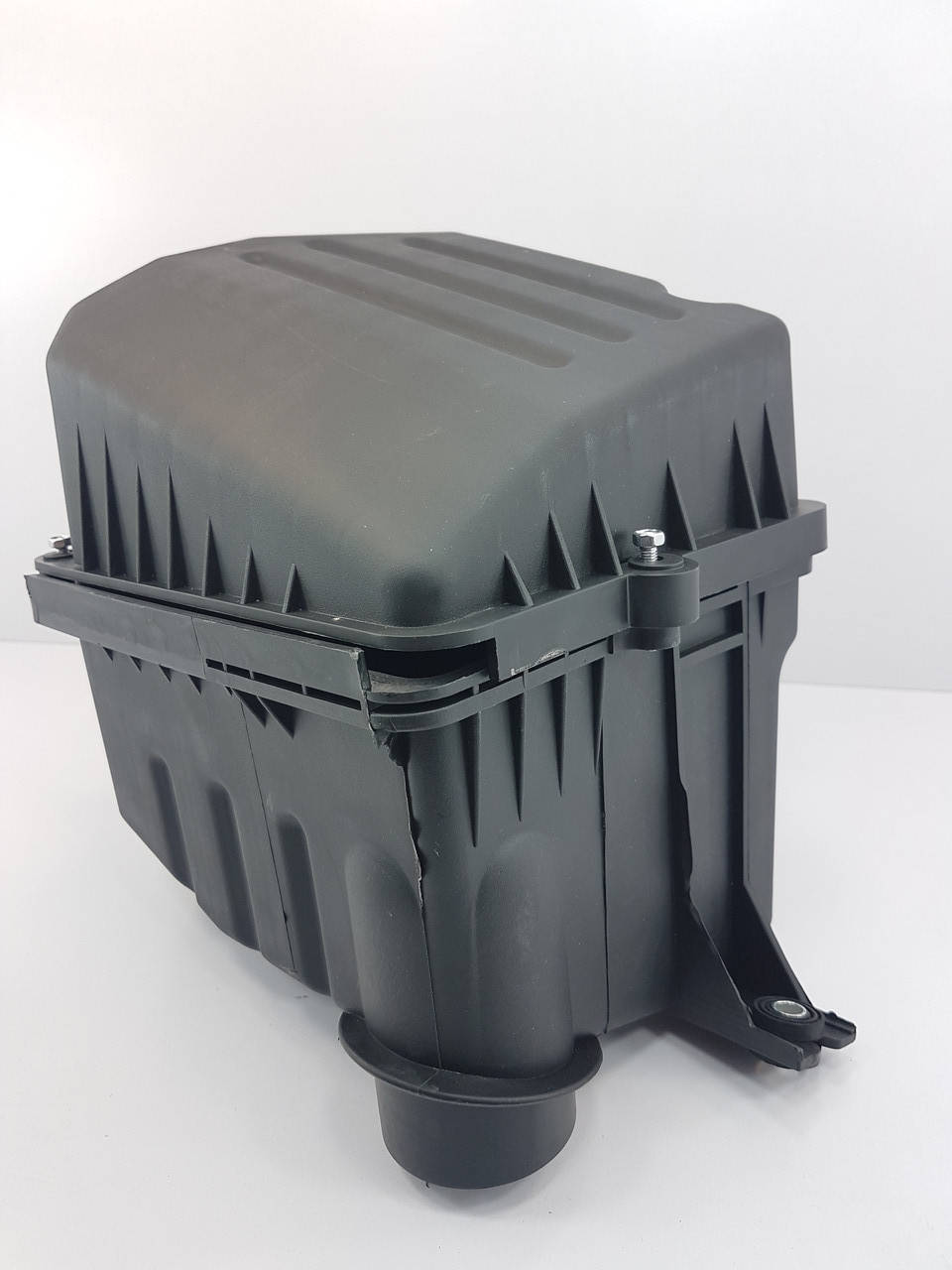 

Корпус воздушного фильтра Авео grog Корея