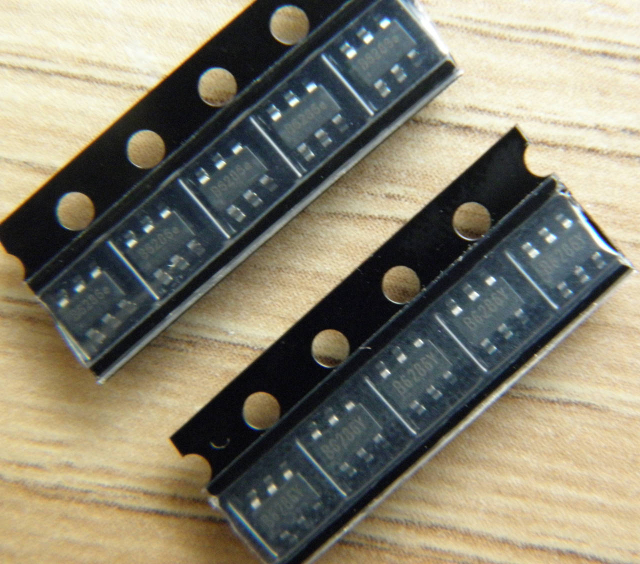 

Микросхема MT3608 smd code B628 B6286U = SY7208