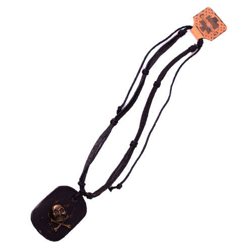 

Кулон на шею "Пиратский" на коже