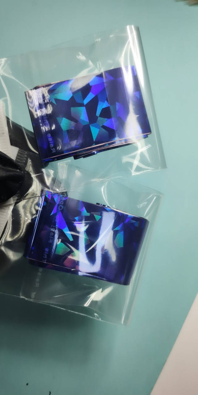 

Фольга для литья,Синяя голограмма,узкая,100см