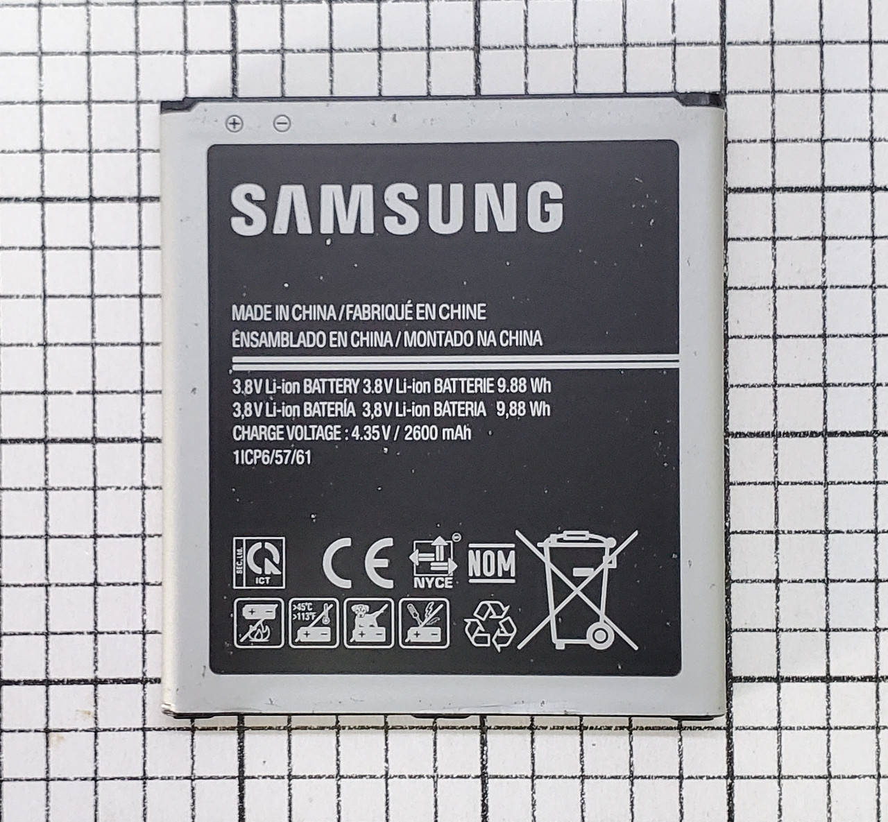 

Аккумулятор Samsung J260F Galaxy J2 Core (2018) батарея для телефона Б/У Original