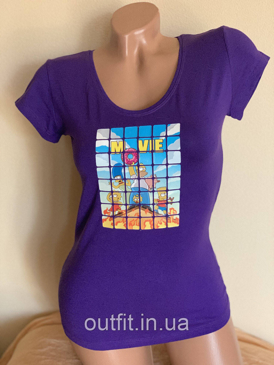 

Футболка женская молодежная с рисунком