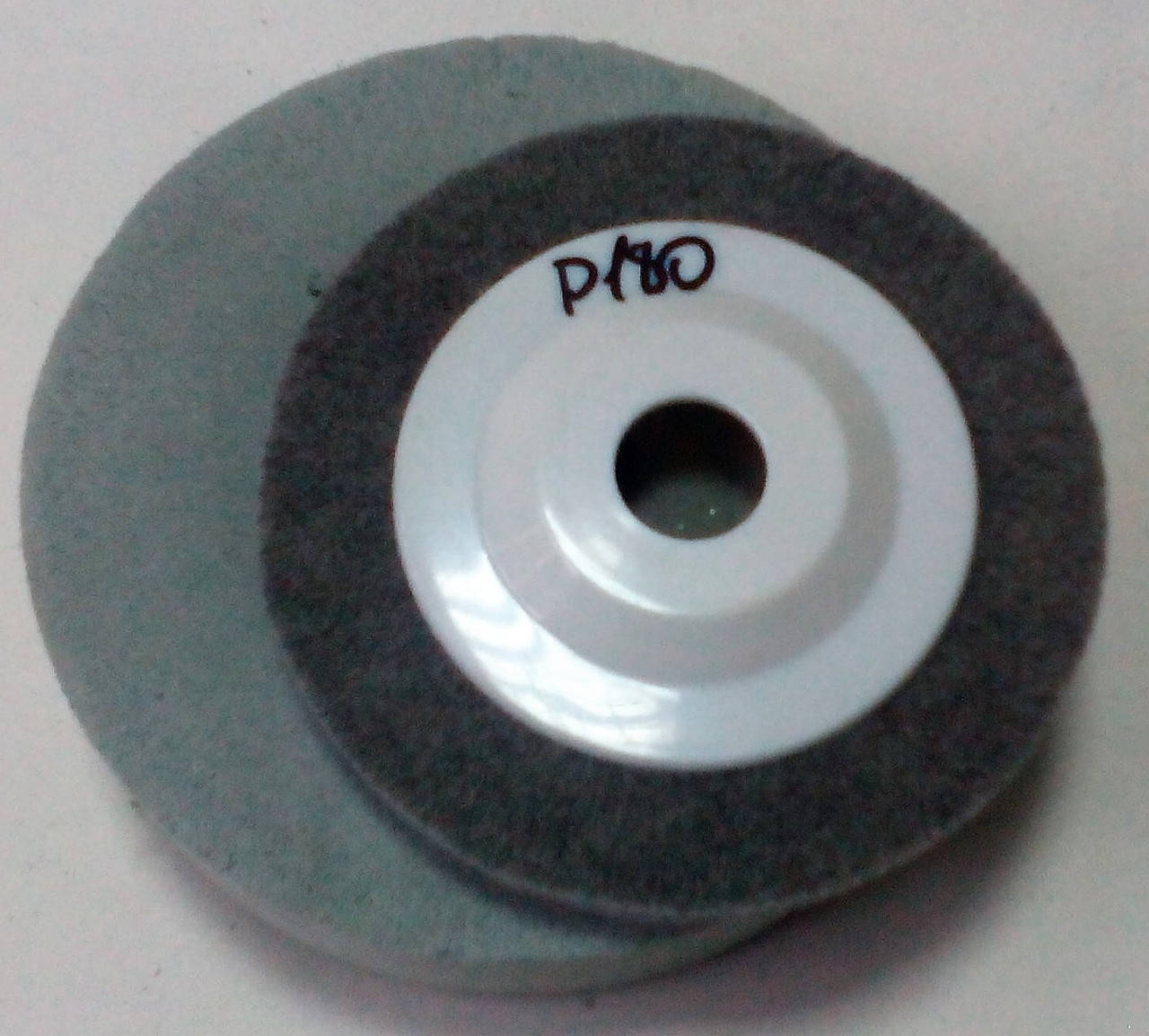 

Пенистый полировальный круг на платформе 125х22.2 на болгарку Р180 серый