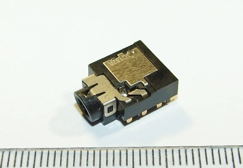 

A053 Аудио разъем гнездо коннектор под 4х конт. штекер 3,5 мм 7pin Acer E5-422 E5-472 E5-473 E5-473G E5-572G