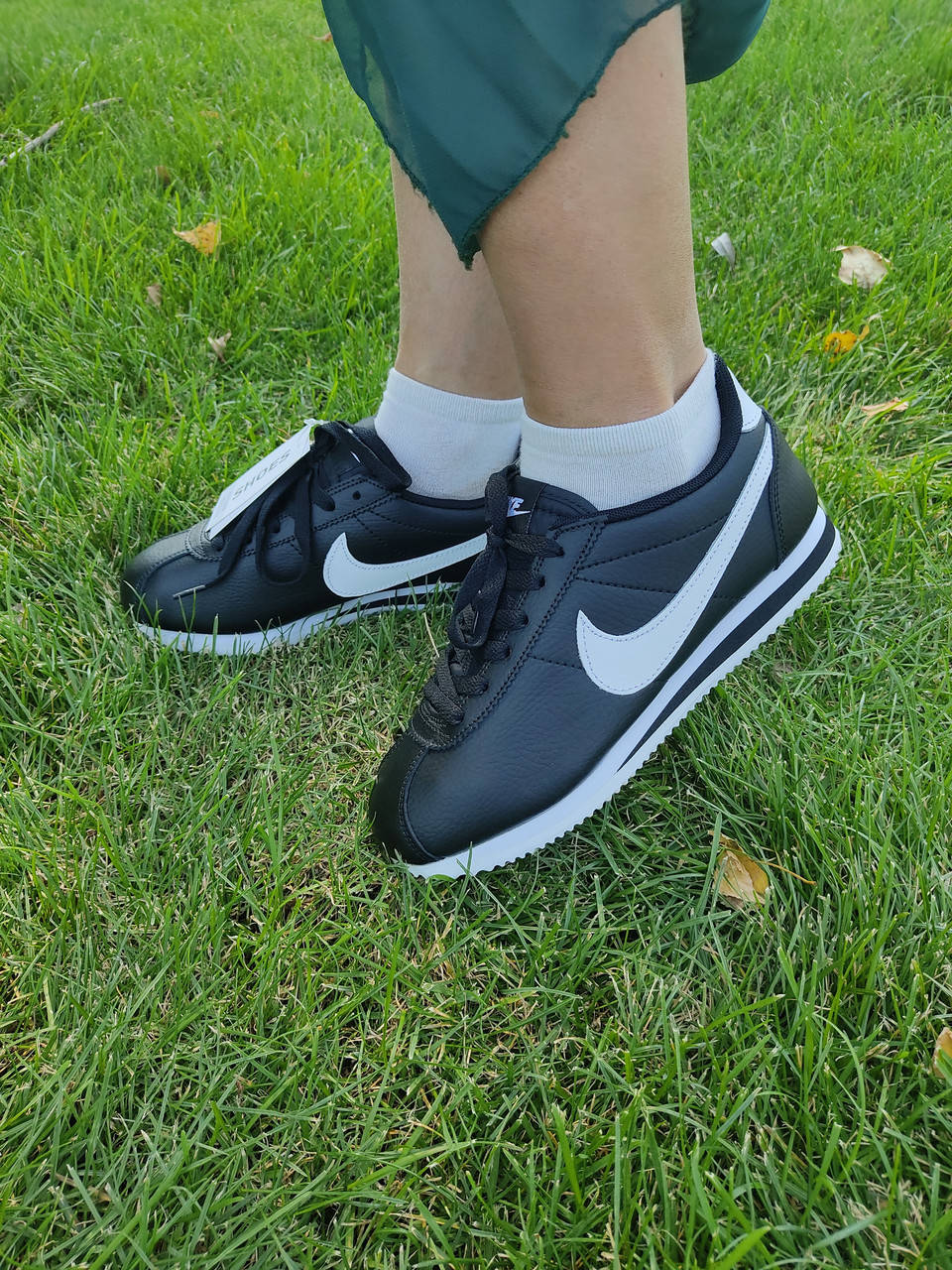 

Женские кроссовки Nike Cortez черные с белым, Черный
