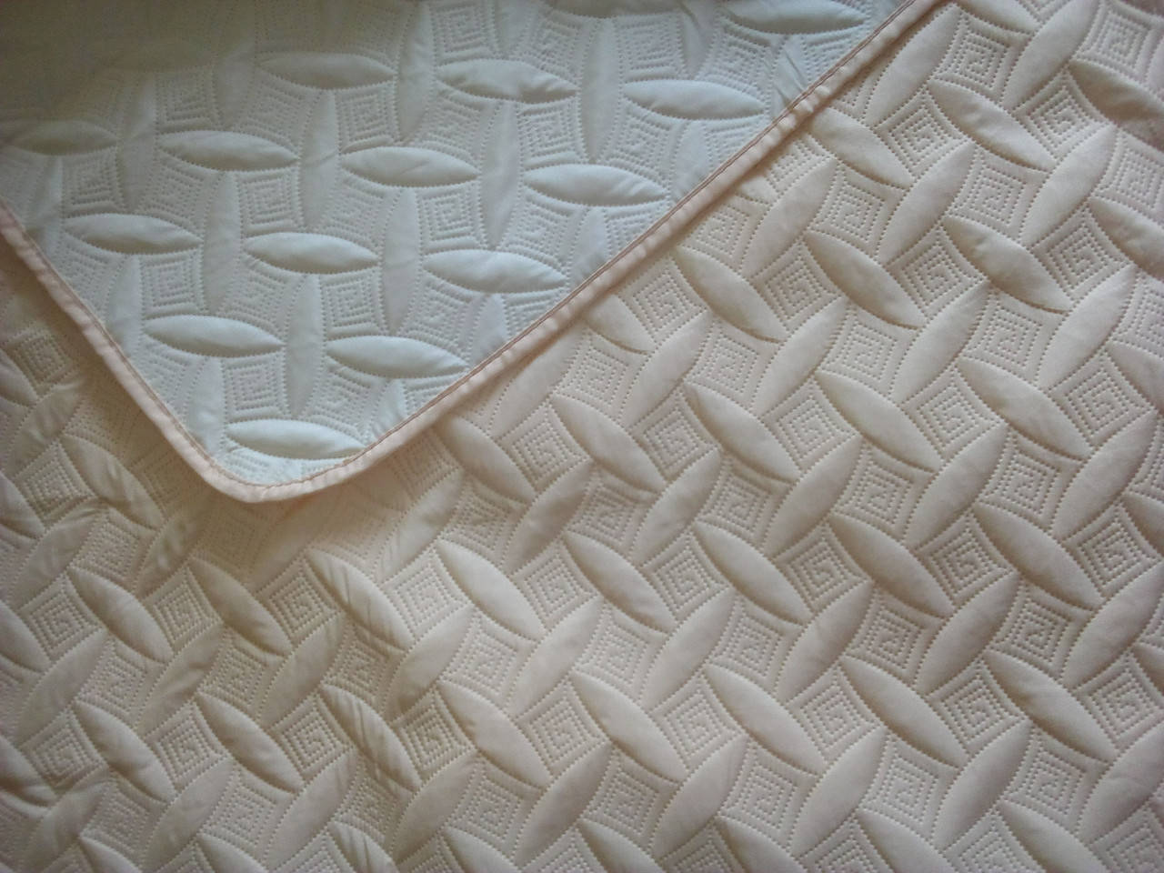 

Покрывало бежевое "Vintage" 240*220см с наволочками 50*70см, ТЕП, Бежевый