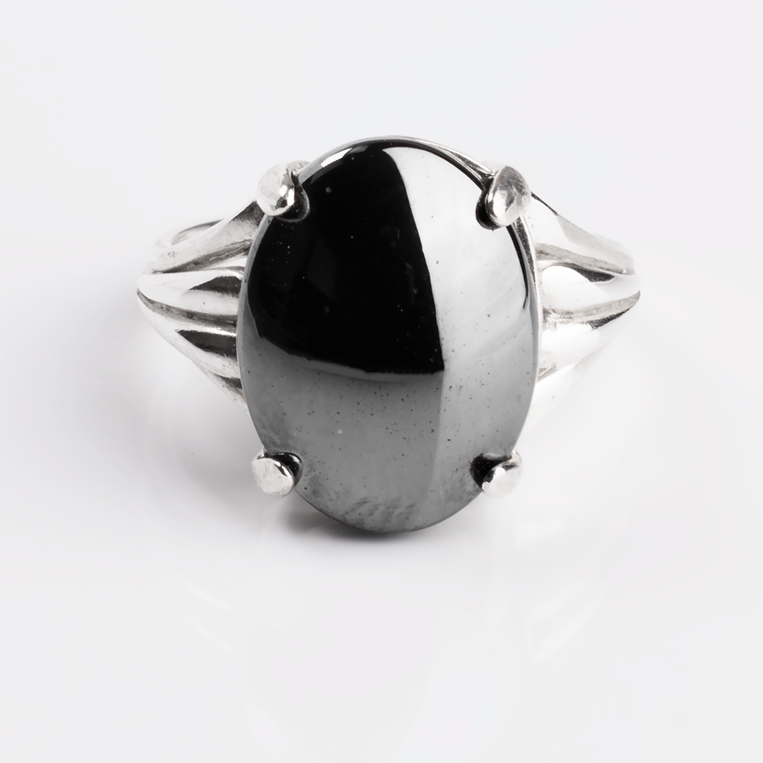 

Гематит кровавик серебряное кольцо, 16*12 мм., 1981КГ