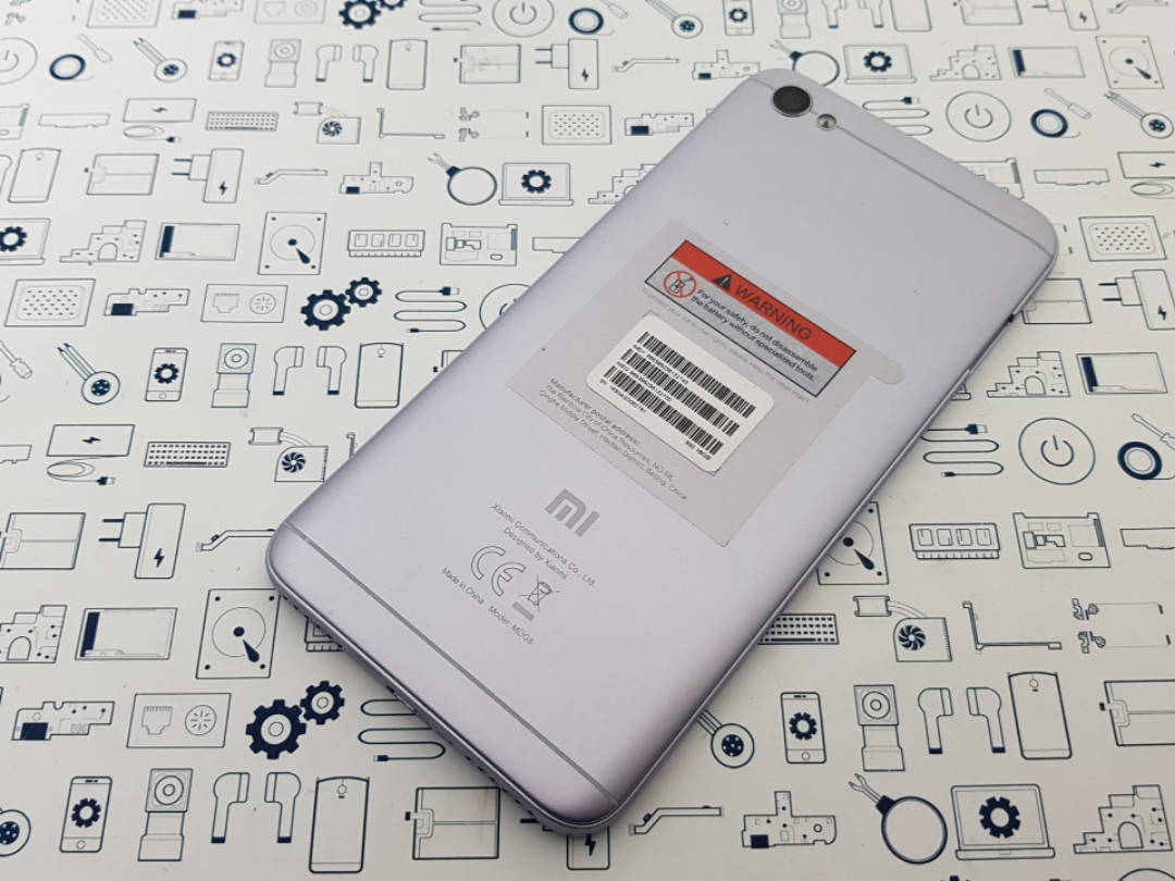 

Задняя крышка Xiaomi Redmi Note 5A серая Сервисный оригинал с разборки, Серый