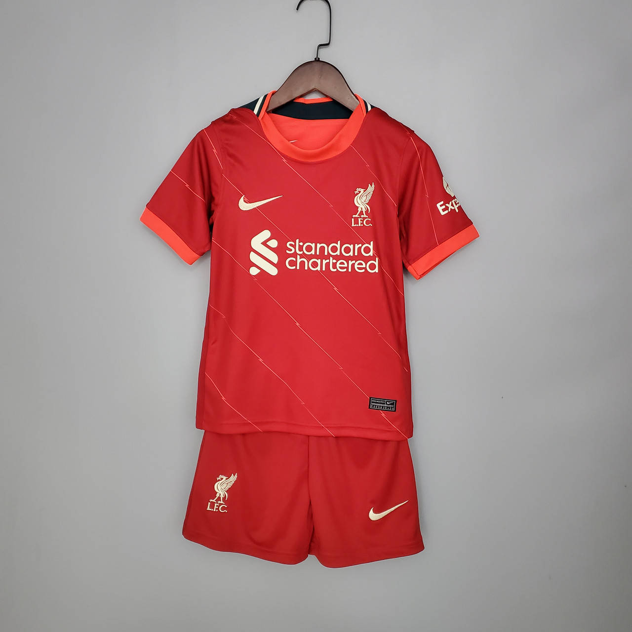 

Детская футбольная форма Ливерпуль Liverpool 2021-22 домашняя