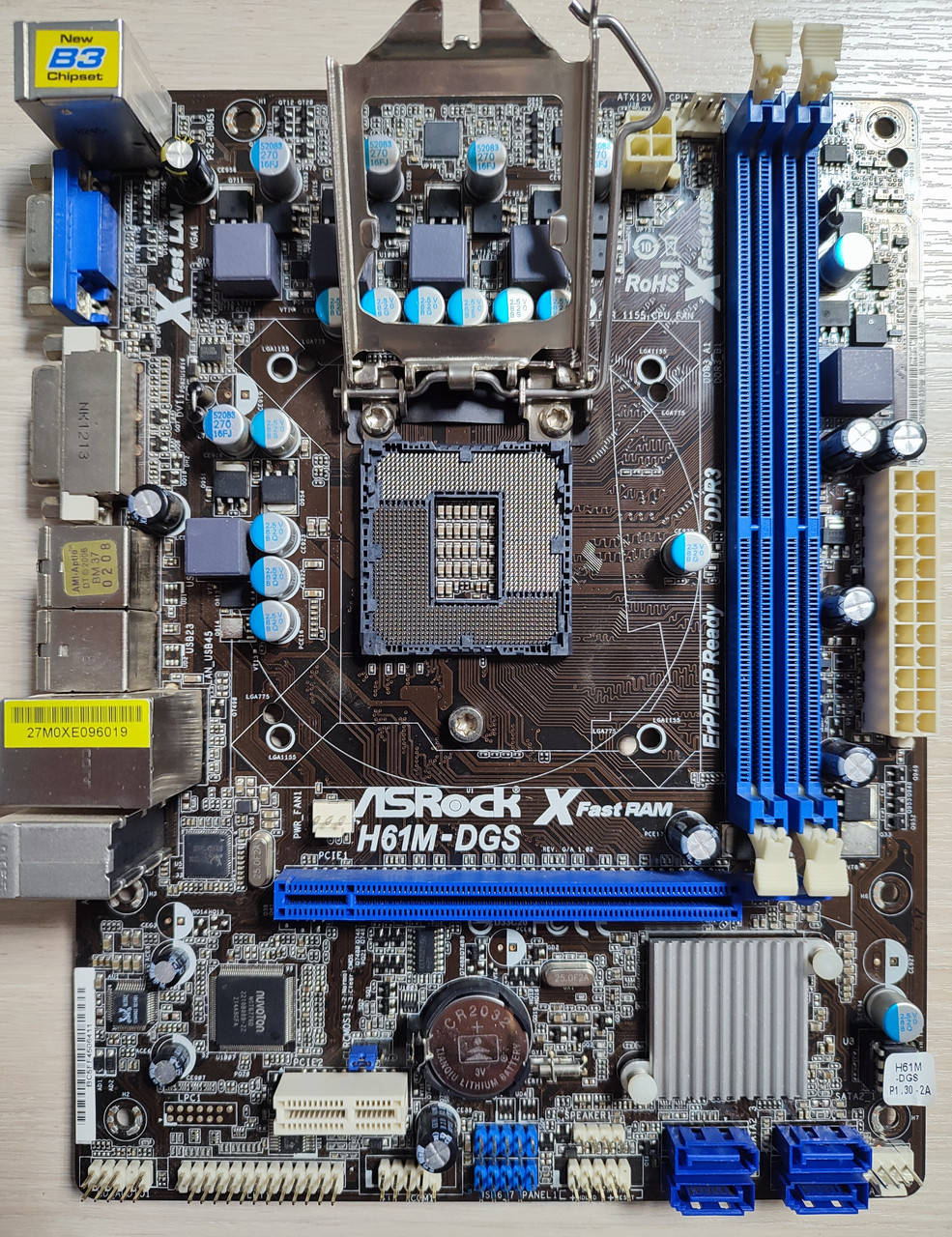 

Материнская плата S1155 Arock H61M-DGS б/у