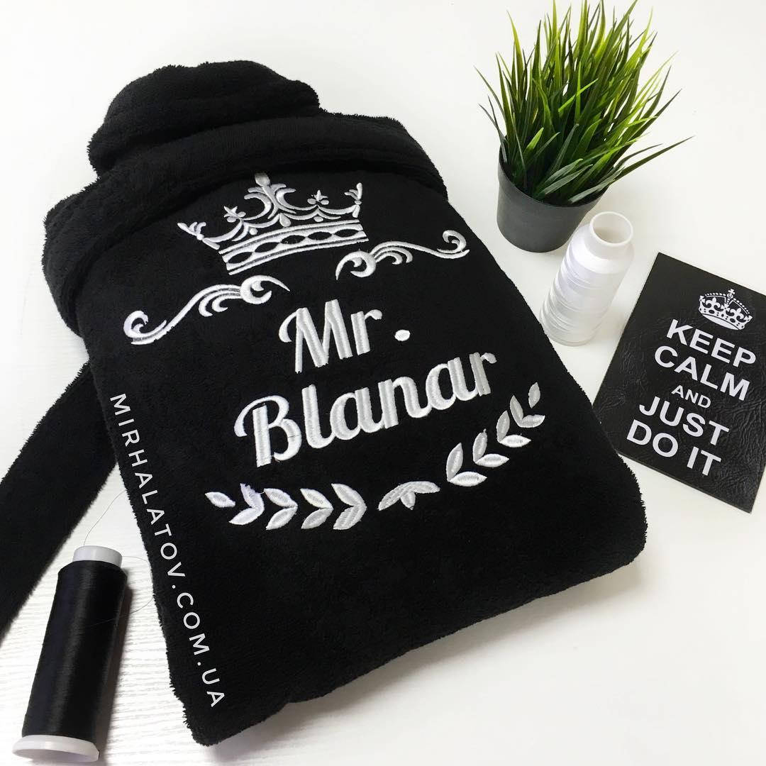 

Халат махровый с именной вышивкой под заказ (махра натуральная двухсторонняя, хлопок 100%), черный, XL