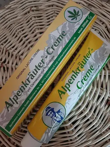 

Крем для суставов Alpenkrauter-creme с экстрактом конопляного масла 200 мл