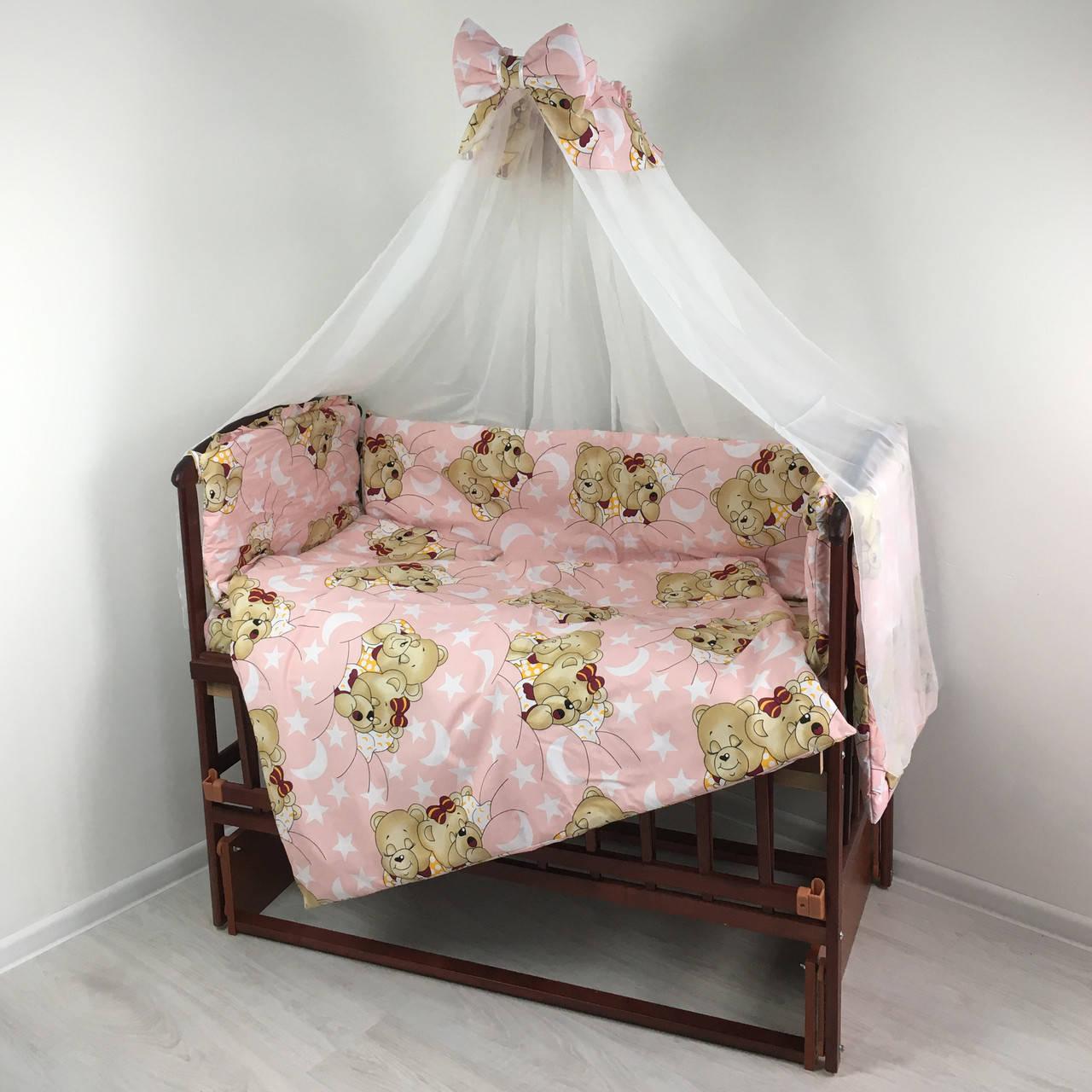 

Набор детского постельного белья в кроватку "Мишки спят" 9 предметов / Бортики в кроватку / Защита в манеж, Разные цвета